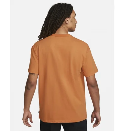 Футболка чоловіча Nike T-Shirt M Nsw Prem Essntl Sust Tee Orange DO7392-808