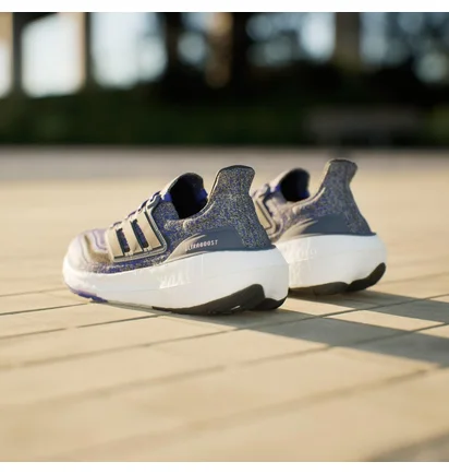 Кроссовки мужские Adidas Ultraboost Light Blue ID3276