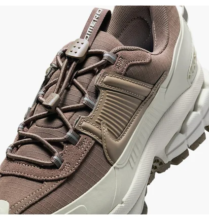 Кросівки жіночі Nike W Zoom Vomero Roam Brown/Beige HQ2181-006