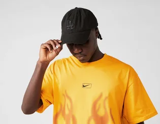 Футболка мужская Nike Flame Swoosh Orange HJ0766-739