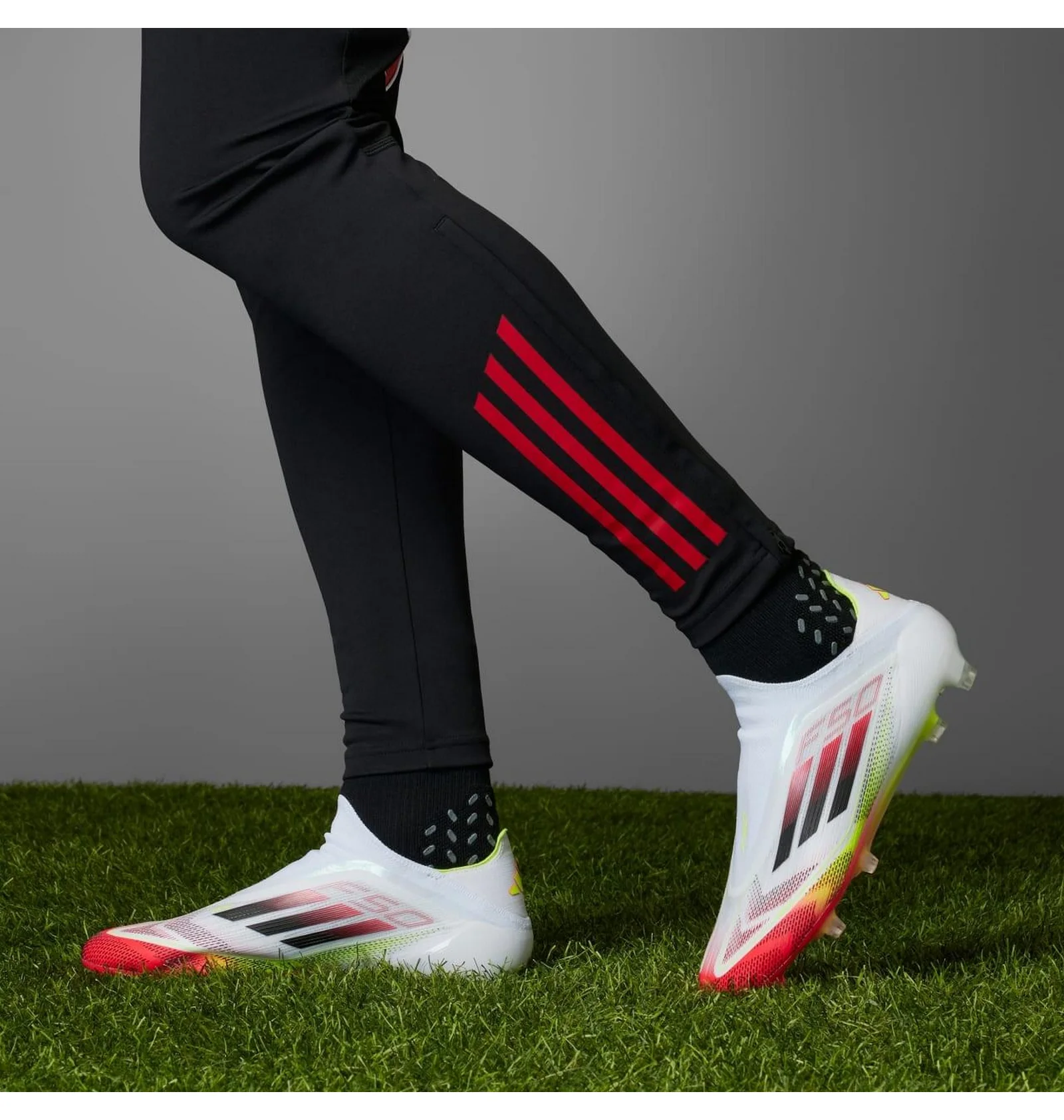 ᐉ Бутси чоловічі Adidas F50 Elite Laceless Fg White/Red IE1214