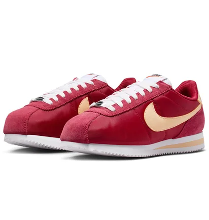 Кроссовки женские Nike Cortez Textile WomenS Shoes Red DZ2795-608