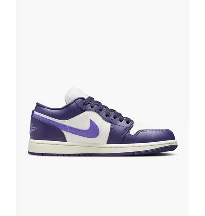 Кросівки жіночі Air Jordan 1 Low WomenS Shoes White/Violet DC0774-502