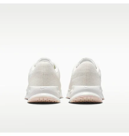 Кросівки жіночі Nike Run Defy Beige HM9593-107