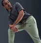 Штаны мужские Nike Sportswear Chelsea Fc Tech Fleece Joggers Olive HJ6442-370