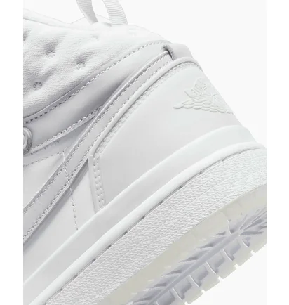 Кросівки жіночі Nike Air Jordan 1 Acclimate White Dc7723-100