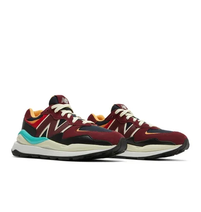 Кросівки жіночі New Balance 57/40 Bordo W5740GA