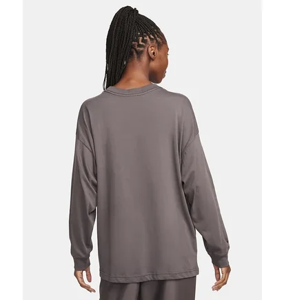 Лонгслив женский Nike T-Shirt Sportswear Brown HF0989-254