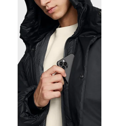 Пуховик чоловічий Under Armour Limitless Ss Black 1384651-001