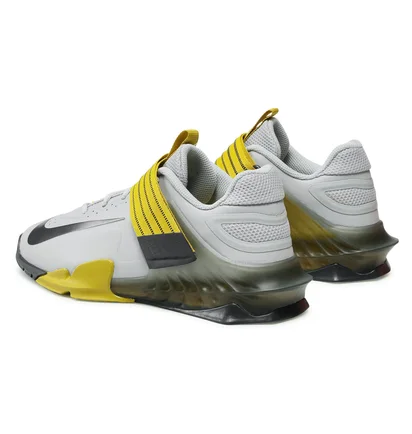 Кросівки унісекс Nike Savaleos CV5708-007