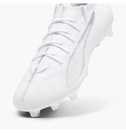 Бутсы унисекс Puma Ultra 5 Pro Fg/Ag White 107685-04