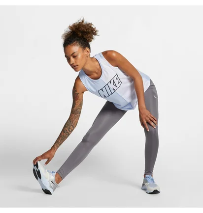 Леггинсы женские Nike Fast Grey AT3103-056