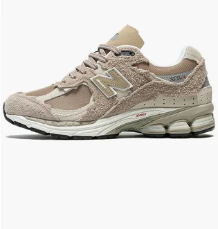 Кроссовки унисекс New Balance Protection Pack 2002Rdl Beige M2002RDL