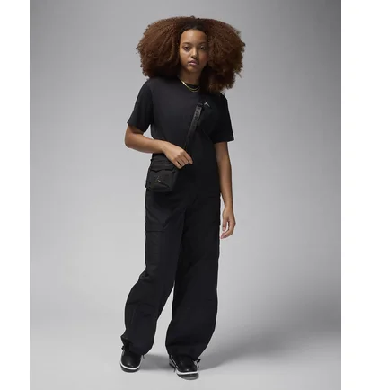 Футболка женская Air Jordan Essentials Black FN4500-357