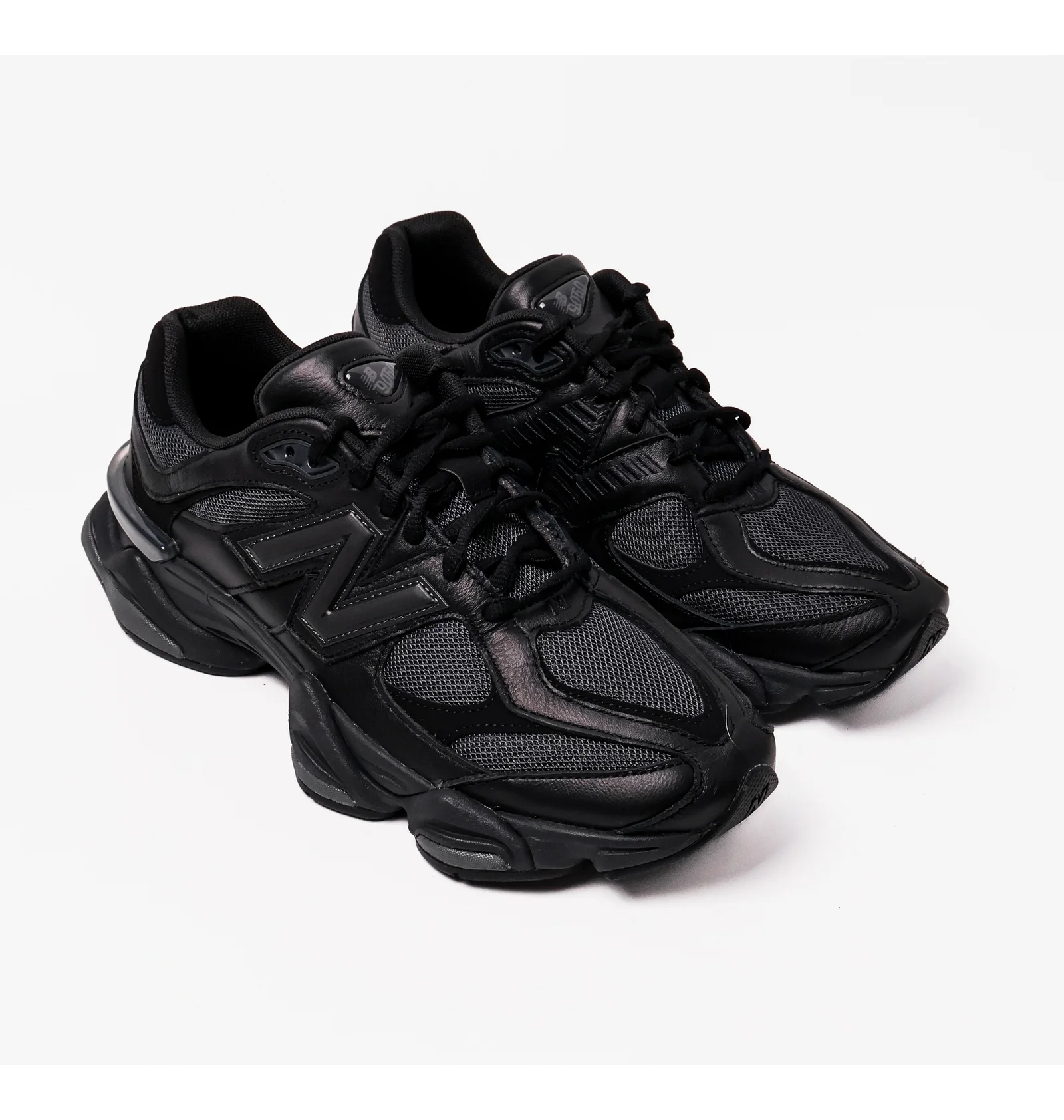 ᐉ Кроссовки унисекс New Balance 9060 Shoes Black U9060NRI