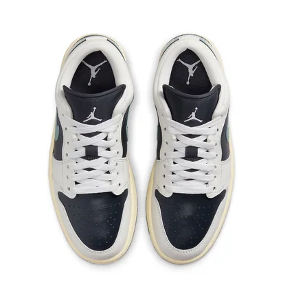 Кроссовки женские Air Jordan Air 1 Low Black/Beige DC0774-001