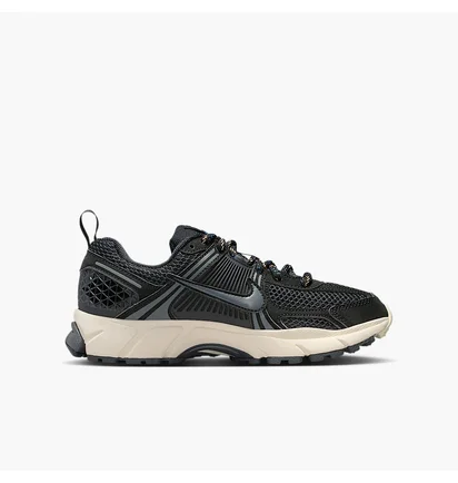 Кроссовки детские Nike Vomero 5 Ee (Gs) Black IB5853-001