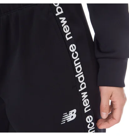 Спортивный костюм женский New Balance Reletless Perf Fleece Black WJ13174BK__WP13176BK