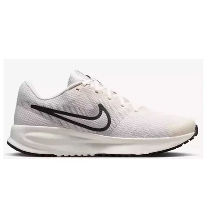 Кросівки чоловічі Nike Run Defy MenS Road Running Shoes Beige HM9594-007
