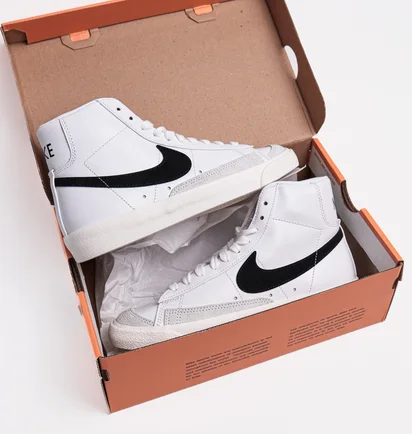 Кроссовки женские Nike W Blazer Mid 77 Vintage White CZ1055-100