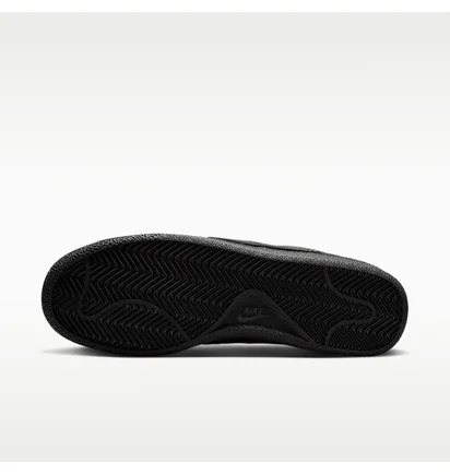 Кросівки унісекс Nike Tennis Classic Cs Prm Wtch Bnd Black IQ5786-001