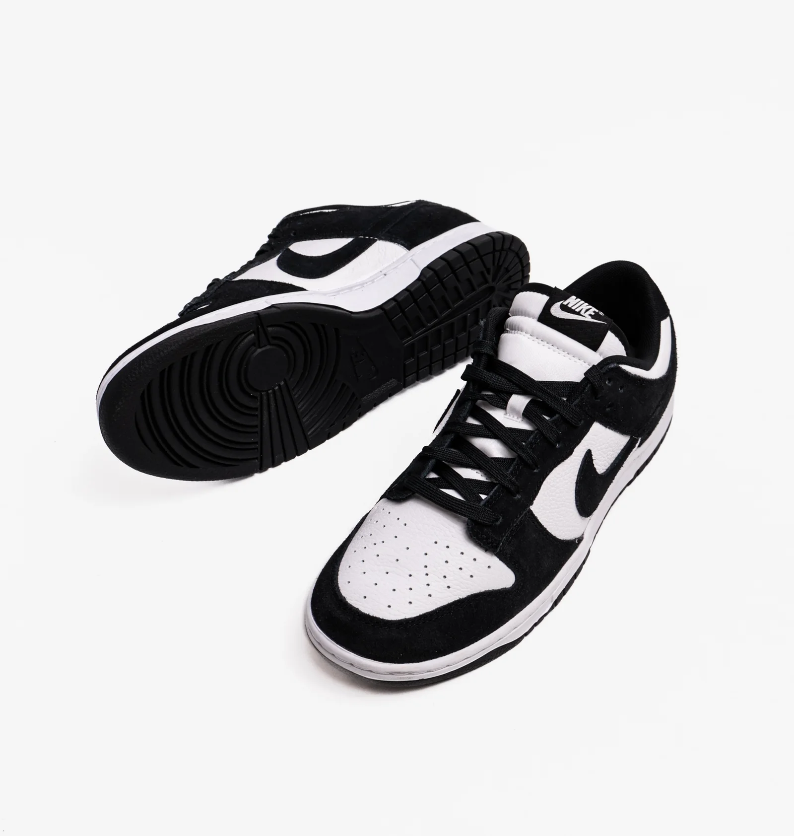 ᐉ Кроссовки мужские Nike Dunk Low Retro Black/White FQ8249-100