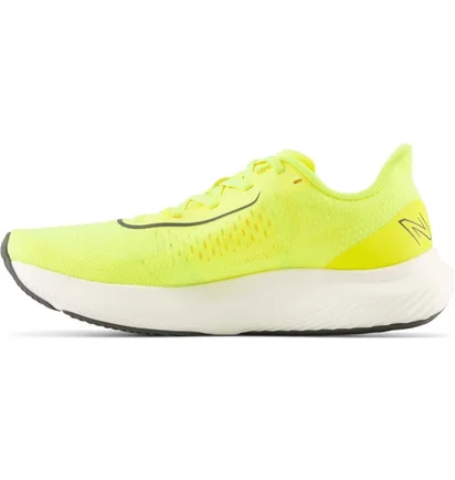 Кроссовки мужские New Balance Fuelcell Rebel V3 Yellow MFCXCP3