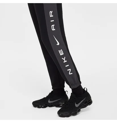 Спортивный костюм детский Nike Air Po Black FZ4955-060__FZ5004-010