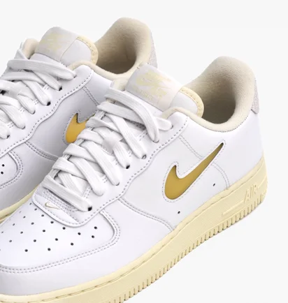 Кроссовки мужские Nike Air Force 1 07 Jewel Pale White Dc8894-100