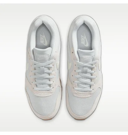 Кроссовки женские Nike Md Runner 2 White/Beige 749869-019