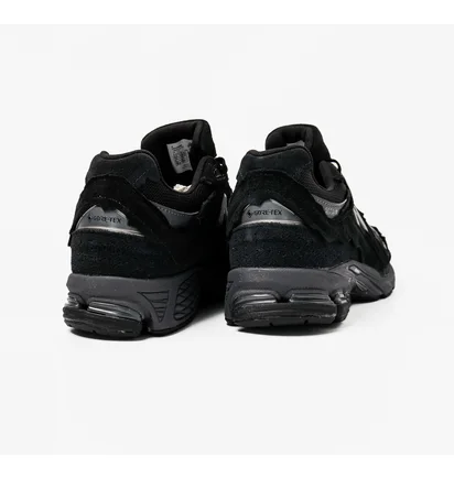 Кроссовки унисекс New Balance 2002R Black U20023MB
