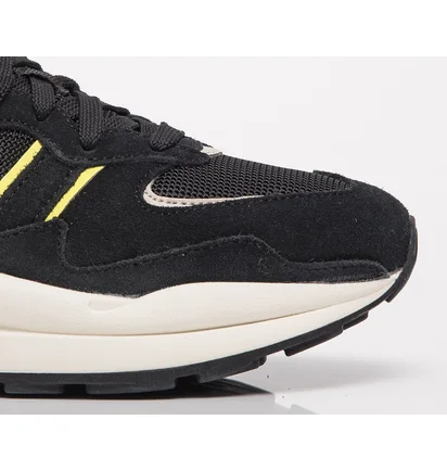 Кросівки жіночі New Balance 574 Black W5740HL1