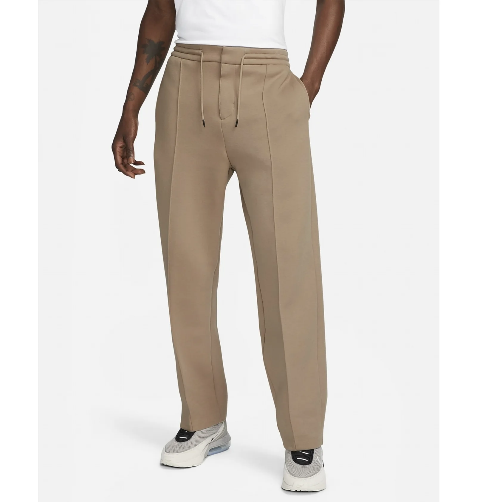 ᐉ Штаны мужские Nike Sportswear Tech Fleece Reimagined Loose Fit