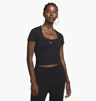 Футболка женская Nike Nsw Chll Ss Sqr Nck To Black FZ7990-010