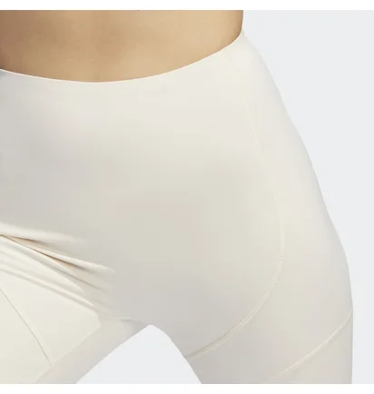 Шорти жіночі Adidas Yoga 4 Elements Studio Pocket Bike Short White Hd4483