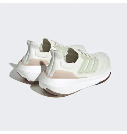 Кросівки жіночі Adidas Ultraboost Light Running Shoes White HQ6348