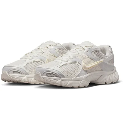 Кросівки жіночі Nike V5 Rnr WomenS Shoes Grey IQ0276-030