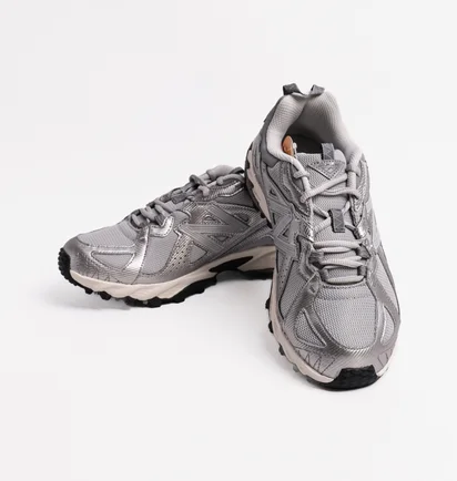 Кроссовки унисекс New Balance 610 Metallic ML610TAU