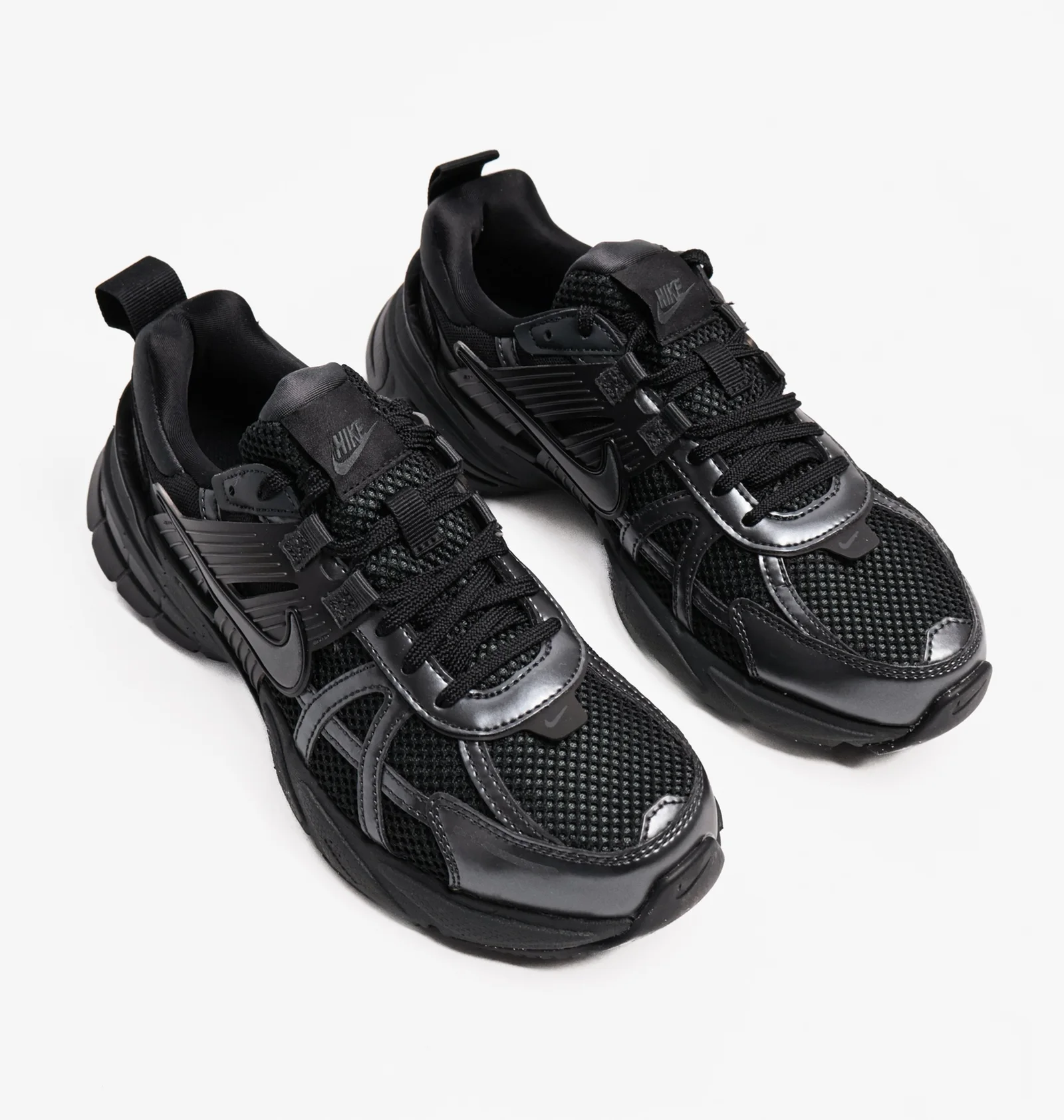ᐉ Кросівки жіночі Nike V2K Run Shoes Black FD0736-001 - придбати