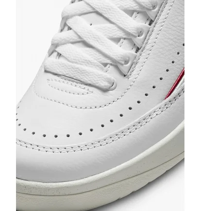 Кросівки жіночі Air Jordan 2 Retro Low Unc To Chicago White DX4401-164