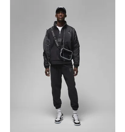 Кофта мужская Air Jordan Essentials Winterized Fleece Half-Zip Black FD7863-010