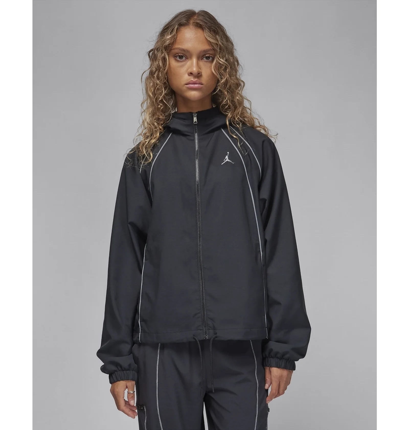 ᐉ Куртка женская Air Jordan Woven Lined Jacket Black FD7869-010