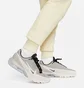 Штаны мужские Nike Tech Fleece Slim Fit Jogger Sweatpants Yellow FB8002-113