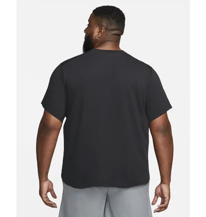Футболка мужская Nike Dri-Fit Primary Black DV9831-010