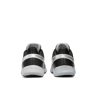 Кросівки чоловічі Nike Legend Essential 2 Black Cq9356-008