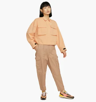 Куртка женская Nike W Nsw Essntl Wvn Jkt Field Peach DM6243-851