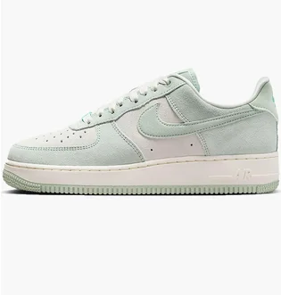 Кроссовки женские Nike Wmns Air Force 1 07 Se Green HQ1497-099