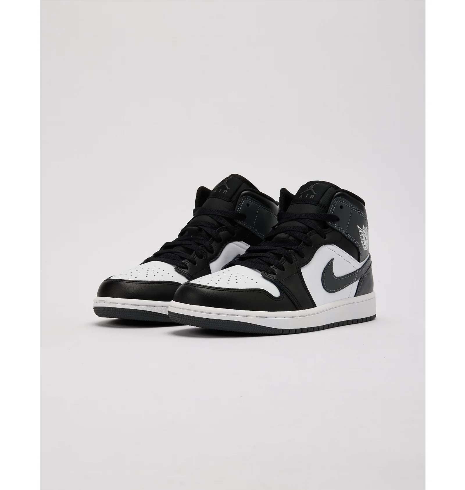 ᐉ Кросівки чоловічі Air Jordan 1 Mid Black/White DQ8426-001
