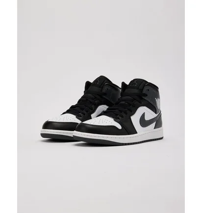 Кроссовки мужские Air Jordan 1 Mid Black/White DQ8426-001