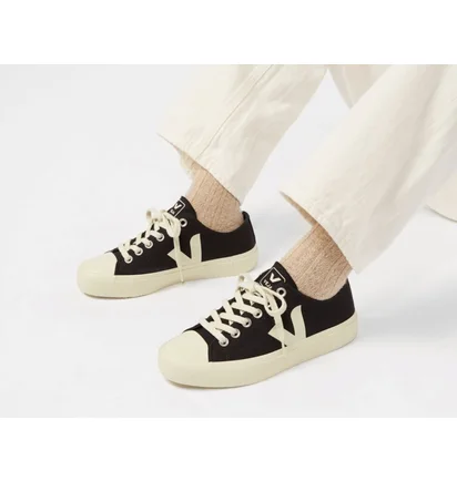 Кеды женские Veja Wata Ii Low Women Black PL0101397